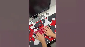 EVERY DAY = NEW KEYBOARD 🤩