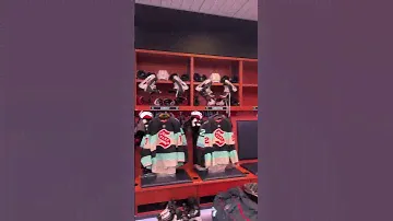 one last look at the locker room b4 summer 🥺 #SeattleKraken #NHL #hockey